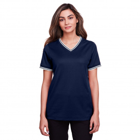 Devon & Jones DG20CW Ladies CrownLux Performance Plaited Tipped V-Neck Top - Navy/White