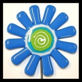 Mariner Blue Daisy Garden Stake