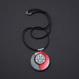 Fidget Circle Pendant Necklace - Red