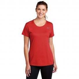 Nike CU7599 Ladies Legend Tee - University Red