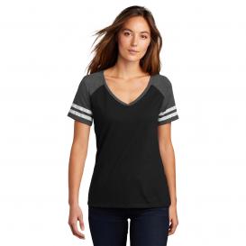 District DM476 Women\'s Game V-Neck Tee - Black/Heathered Charcoal