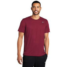 Nike DV7299 Team rLegend Tee - Team Maroon