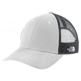 The North Face NF0A4VUA Ultimate Trucker Cap - Vintage White/Asphalt Grey