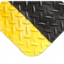 Wearwell 414 Ultrasoft Diamond-Plate SpongeCote Floor Mat - Black with Yellow Borders