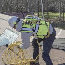 DEWALT DXFP100025 Vertical Lifeline Polysteel Rope w/ Snap hook and Taped End - 25 ft