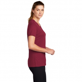 Nike CU7599 Ladies Legend Tee - Team Maroon