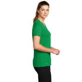 Nike DV7312 Ladies Team rLegend Tee - Apple Green