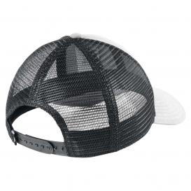 The North Face NF0A4VUA Ultimate Trucker Cap - Vintage White/Asphalt Grey