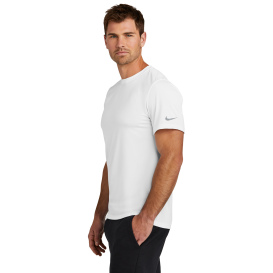Nike NKDX8730 Swoosh Sleeve rLegend Tee - White