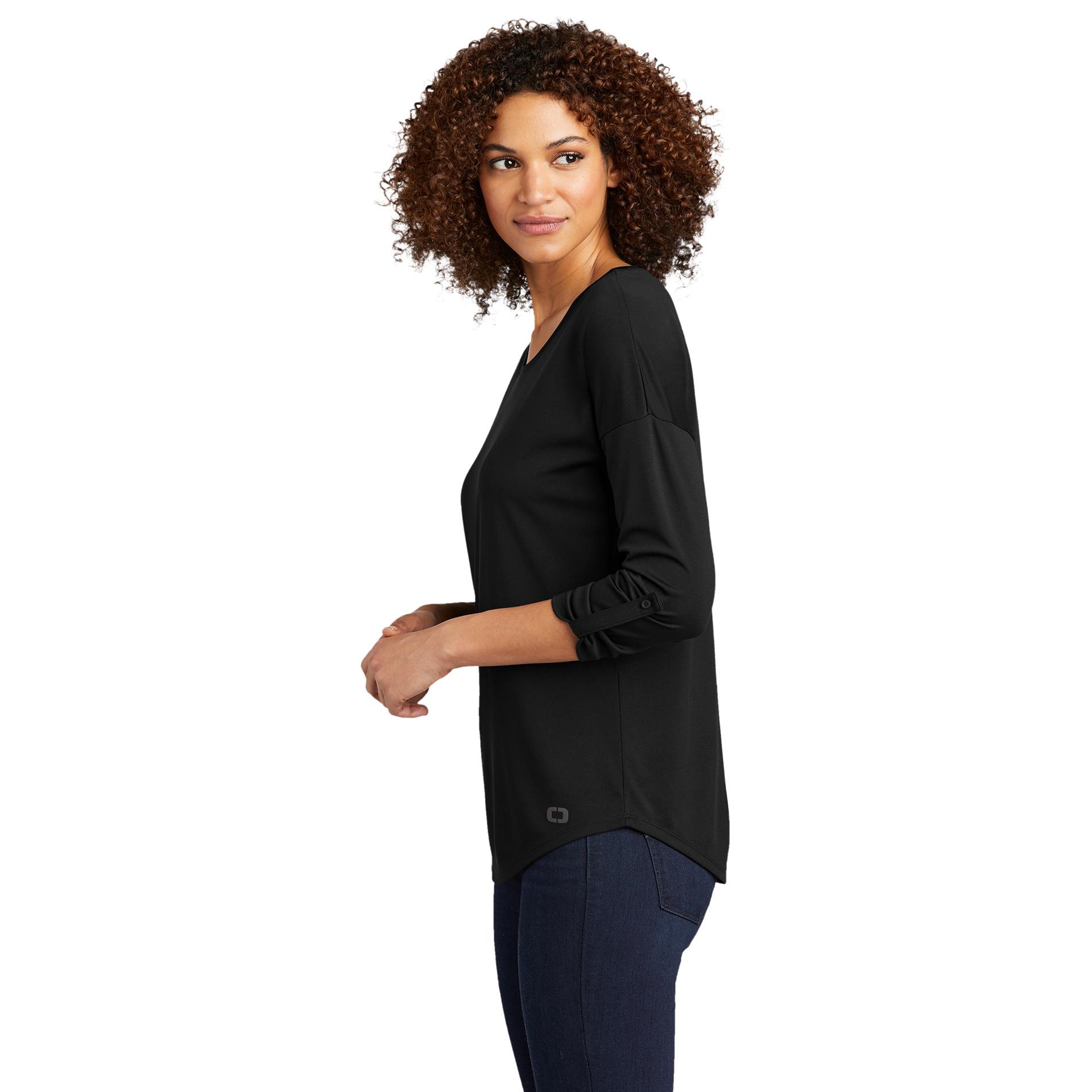 OGIO LOG141 Ladies Gravitate Scoop 3/4-Sleeve - Blacktop | Full Source