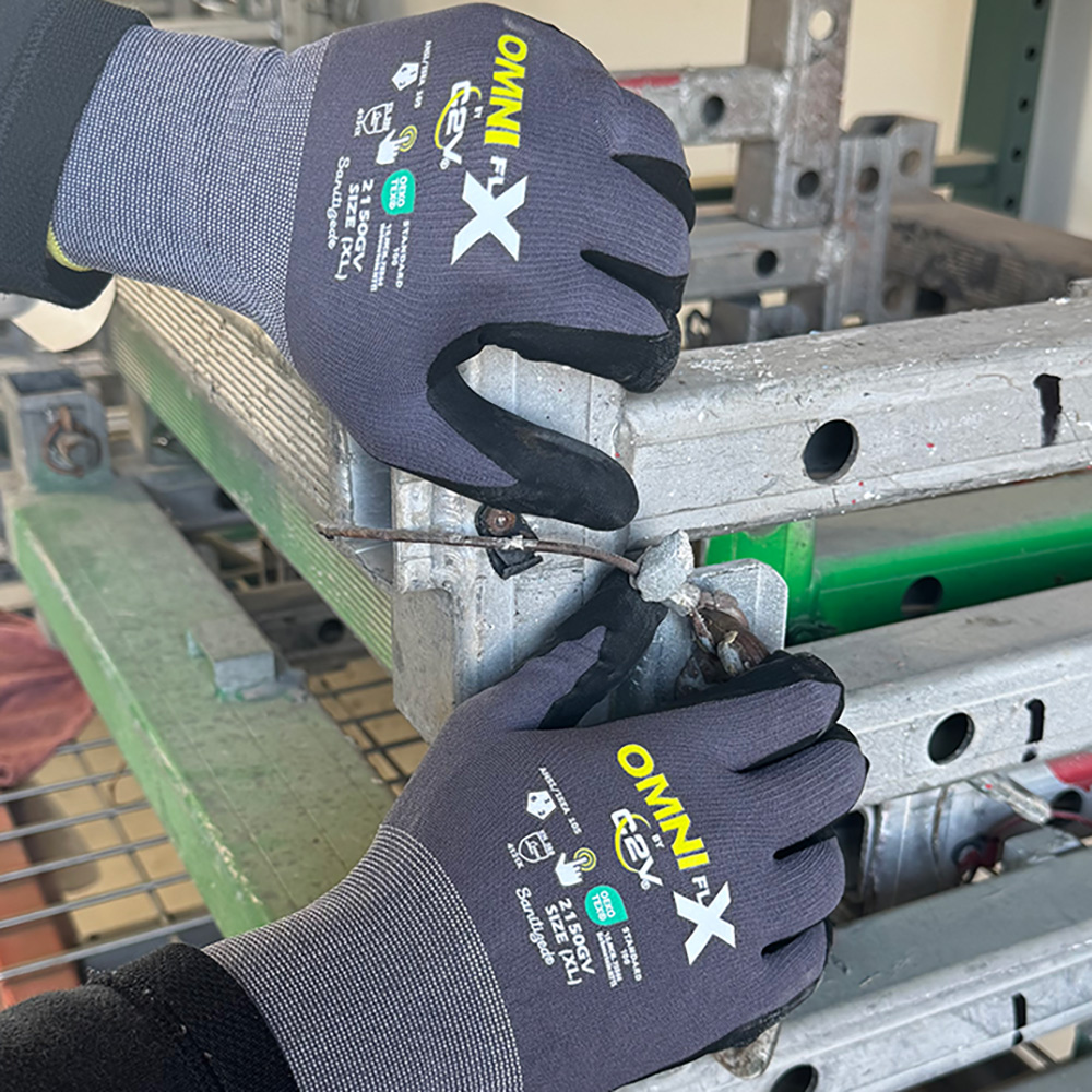 C2V Omni FLX 2150G Premium Nylon/Spandex Shell Gloves - Foam