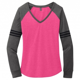 District DM477 Women\'s Game Long Sleeve V-Neck Tee - Heathered Dark Fuchsia/Heathered Charcoal/Black