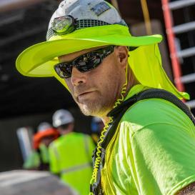Ergodyne Chill-Its 6660 Hard Hat Brim with Shade - Yellow/Lime